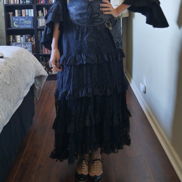 • MOVING LAST CHANCE 7/31/2024 • Lip Service Winchester Emporium Skirt XS - Picture 8 of 8